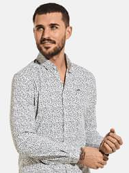 emilio adani Herren Modisches Langarmhemd mit Fancy-Allover-Print in Schwarz emilio adani Herren Modisches Langarmhemd mit Fancy-Allover-Print in Schwarz