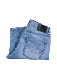 emilio adani Modische Denim Shorts mit coolem Laserprint emilio adani Modische Denim Shorts mit coolem Laserprint