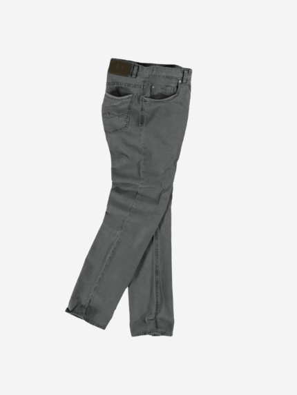 engbers Hose mit raffinierten Detaillösungen engbers Hose mit raffinierten Detaillösungen