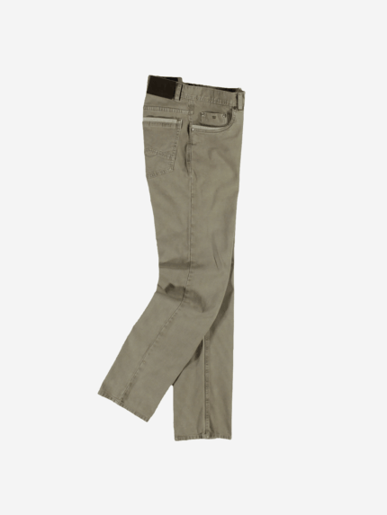 engbers Hose mit raffinierten Detaillösungen engbers Hose mit raffinierten Detaillösungen