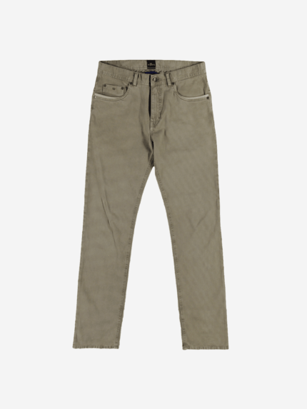 engbers Hose mit raffinierten Detaillösungen engbers Hose mit raffinierten Detaillösungen