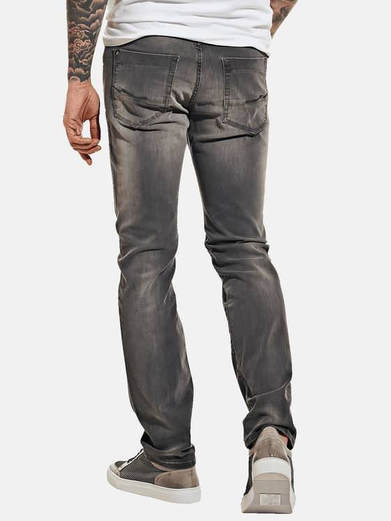 emilio adani Super Stretch Jeans mit Destroy Effekten emilio adani Super Stretch Jeans mit Destroy Effekten