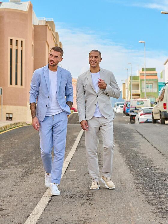 emilio adani Herren Anzugsakko slim fit in Taubenblau emilio adani Herren Anzugsakko slim fit in Taubenblau