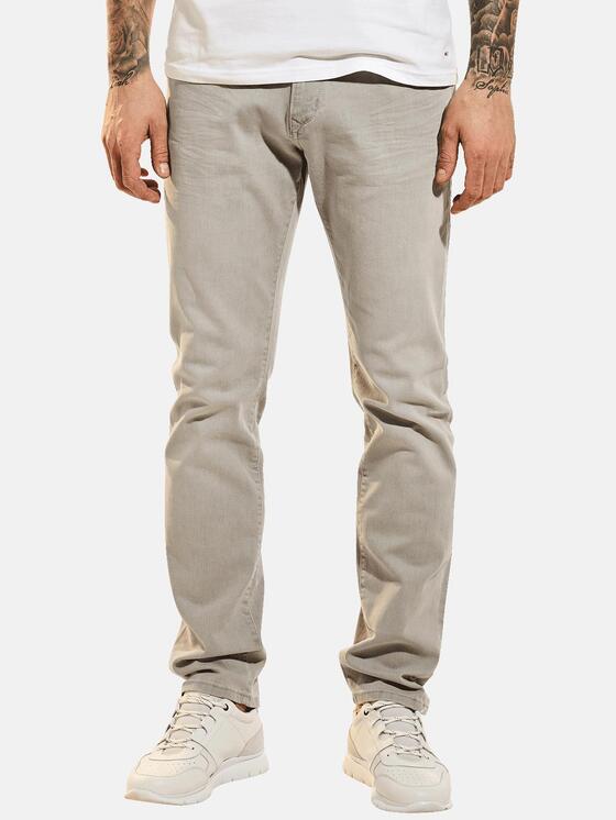 emilio adani Sommerliche Jeans mit schmaler Passform emilio adani Sommerliche Jeans mit schmaler Passform