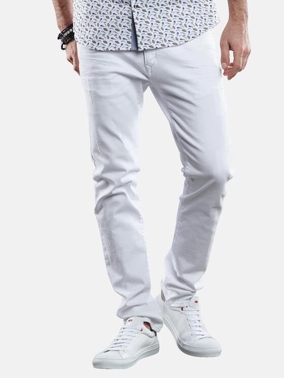 emilio adani Stretch Denim mit hinterlegten Destroys emilio adani Stretch Denim mit hinterlegten Destroys