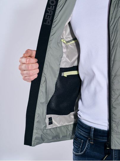 Männer Outfit Markantes Design