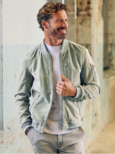 Männer Outfit Authentisches Statement-Piece