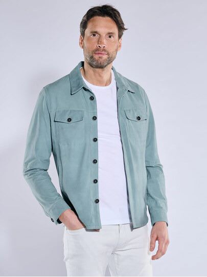 Männer Outfit Ziegenleder trifft auf Himmelblau