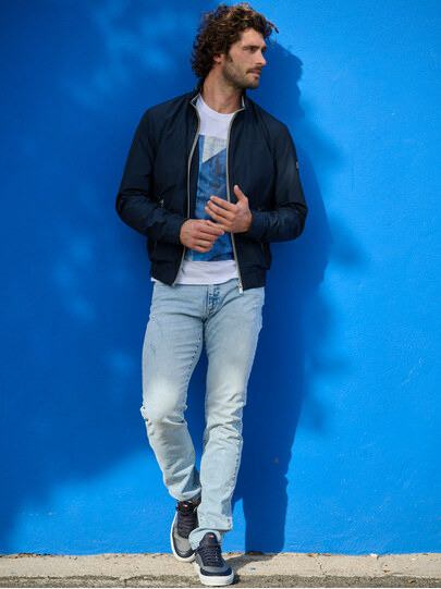 Männer Outfit Statement in Blau