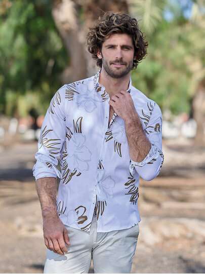 Männer Outfit In voller Blüte