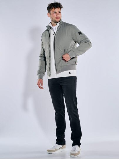 Männer Outfit Maskuline Note mit sportivem Touch