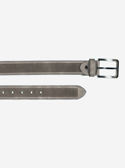 Männer Outfit Unkompliziert mit Hang zum Besonderen
