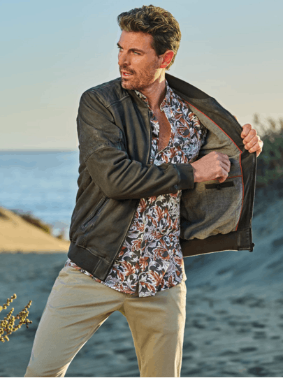 Männer Outfit Markantes Design trifft auf geschmeidiges Leder