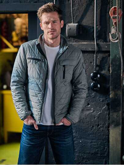 Männer Outfit Markantes Design