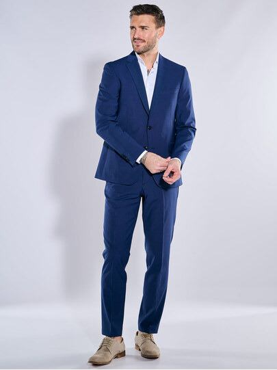 Männer Outfit Stilsicher in Blau