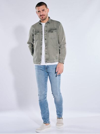 Männer Outfit Stilvolle Lässigkeit