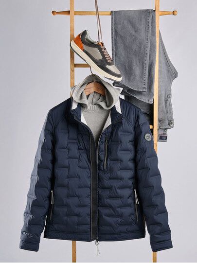 Männer Outfit Moderne Steppjacke Saphirblau, Innovativ, Funktional!