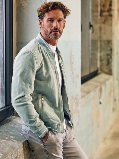 Männer Outfit Authentisches Statement-Piece