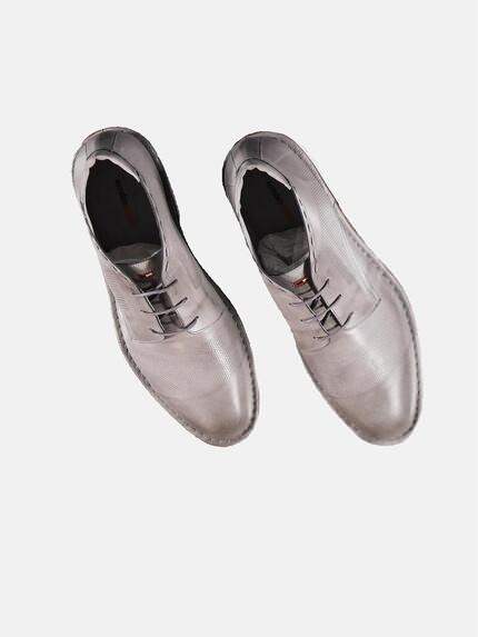 emilio adani Herren Sportive Boots mit Prägung Grau 31080 emilio adani Herren Sportive Boots mit Prägung Grau 31080