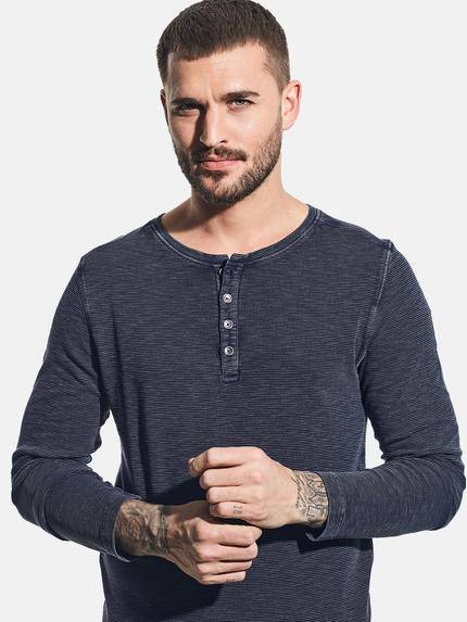 emilio adani Herren Modisches Henleyshirt mit besonderer Struktur Blau 31047 emilio adani Herren Modisches Henleyshirt mit besonderer Struktur Blau 31047