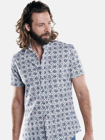 emilio adani Herren Kurzarmhemd mit modischem All-Over Print Blau 29702 emilio adani Herren Kurzarmhemd mit modischem All-Over Print Blau 29702