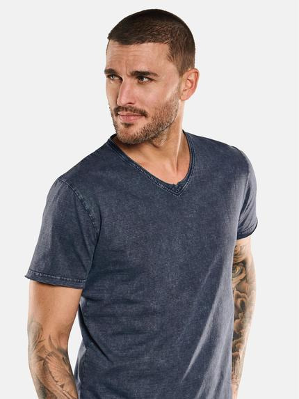 emilio adani Herren T-Shirt V-Neck Blau 33029 emilio adani Herren T-Shirt V-Neck Blau 33029