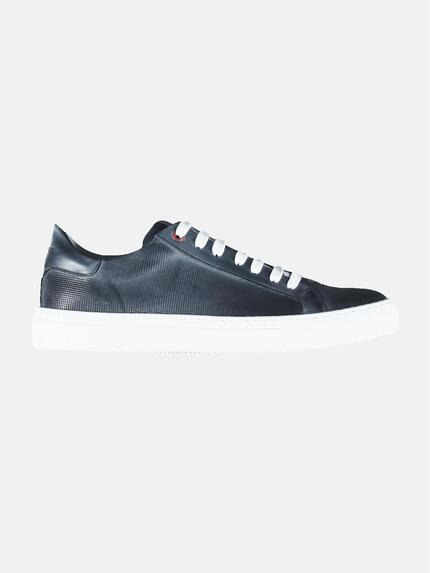 emilio adani Sneaker in perforierter Optik. Saphirblau