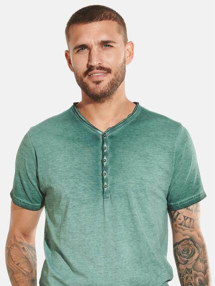 emilio adani Herren Henley-Shirt mit Farbeffekt Grün 31724 emilio adani Herren Henley-Shirt mit Farbeffekt Grün 31724