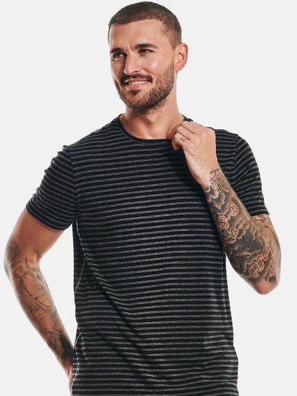 emilio adani Herren T-Shirt gestreift Schwarz 32454 emilio adani Herren T-Shirt gestreift Schwarz 32454