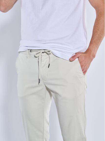 emilio adani Herren Chino slim fit Weiß 39094 emilio adani Herren Chino slim fit Weiß 39094