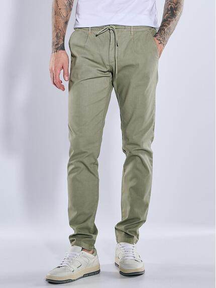 emilio adani Herren Chino regular Grün 39000