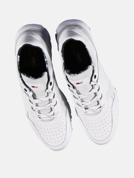 emilio adani Herren Sneaker mit besonders leichter Laufsohle Weiß 31208