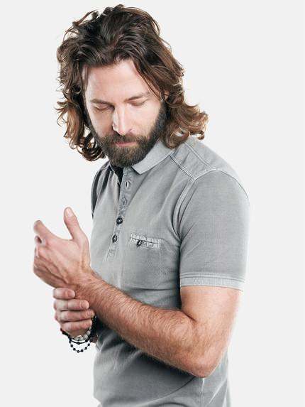 emilio adani Herren Sportives Poloshirt mit schmaler Passform Grau 29165 emilio adani Herren Sportives Poloshirt mit schmaler Passform Grau 29165
