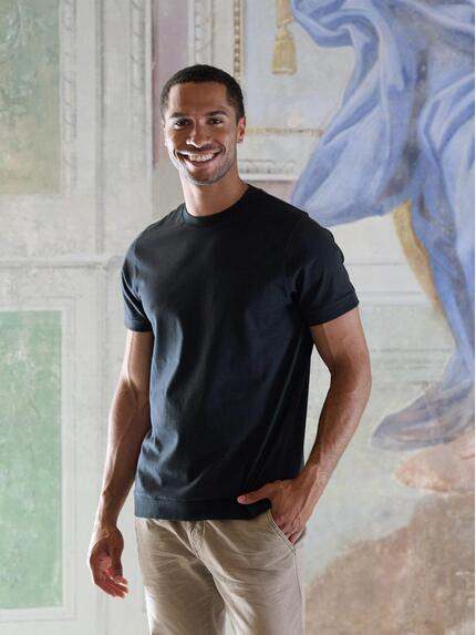emilio adani Herren T-Shirt aus hochwertigem Garn Schwarz 39312 emilio adani Herren T-Shirt aus hochwertigem Garn Schwarz 39312