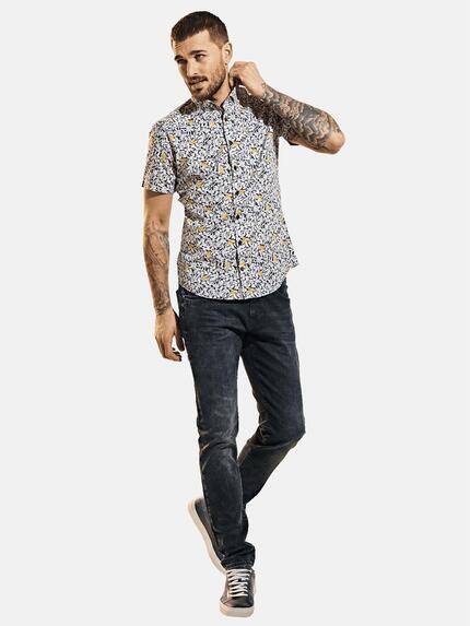 emilio adani Herren Gemustertes Kurzarmhemd mit schlanker Passform Beige 31547 emilio adani Herren Gemustertes Kurzarmhemd mit schlanker Passform Beige 31547