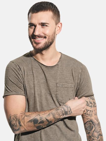 emilio adani Herren Streifenshirt aus softem Slub-Jersey Braun 31140 emilio adani Herren Streifenshirt aus softem Slub-Jersey Braun 31140