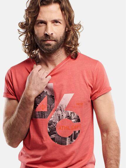 emilio adani Herren Cityprint T-Shirt Rot 27254 emilio adani Herren Cityprint T-Shirt Rot 27254