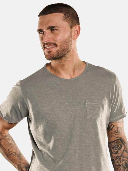 emilio adani Herren Basic-Shirt aus Leinenmix Grün 33014 emilio adani Herren Basic-Shirt aus Leinenmix Grün 33014