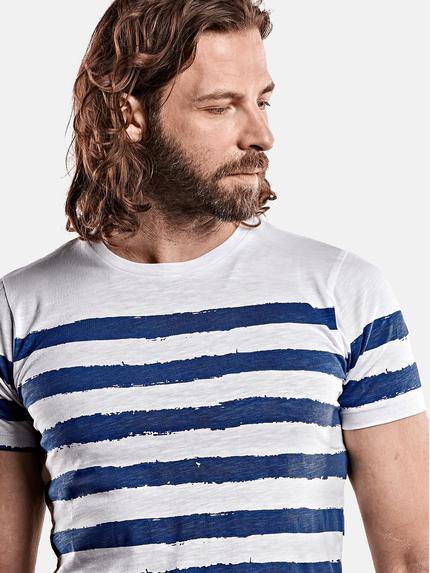 emilio adani Herren Rundhalsshirt im Streifendesign Weiß 28565 emilio adani Herren Rundhalsshirt im Streifendesign Weiß 28565