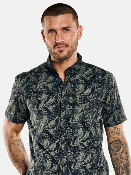 emilio adani Herren Kurzarm-Hemd mit floralem Print Grün 33001 emilio adani Herren Kurzarm-Hemd mit floralem Print Grün 33001