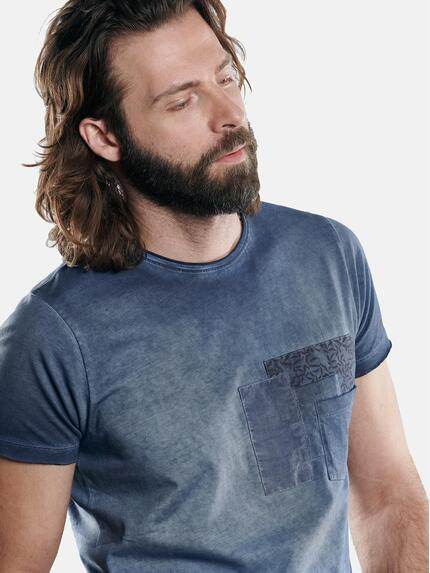 emilio adani Herren Rundhals T-Shirt mit authentischem Farbeffekt Blau 29679 emilio adani Herren Rundhals T-Shirt mit authentischem Farbeffekt Blau 29679
