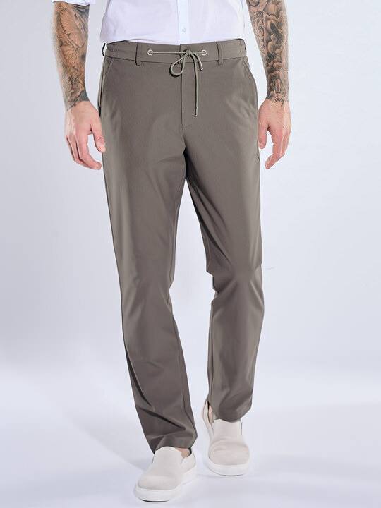 Männer Outfit Modernes Business-Upgrade: Stilvoll und Funktional