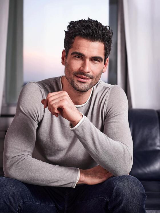 ENGBERS GERMANY Herren Leichter Rundhalspullover mit Rollkantendesign. Silbergrau 31519