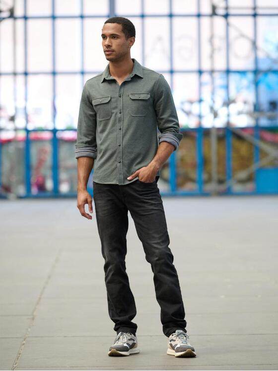 emilio adani Herren Langarm-Shirt mit Polokragen Gruen 39579