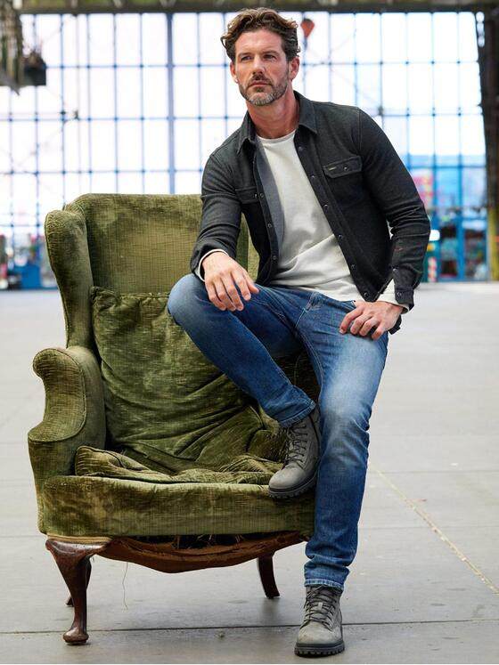 emilio adani Herren Langarm-Shirt mit Polokragen Schwarz 39580