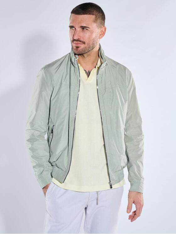 emilio adani Herren Wasserabweisende Funktionsjacke im Blouson-Style Hellgruen 40234