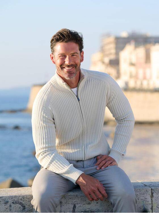 emilio adani Herren Strickjacke mit Rippstruktur Creme 39177