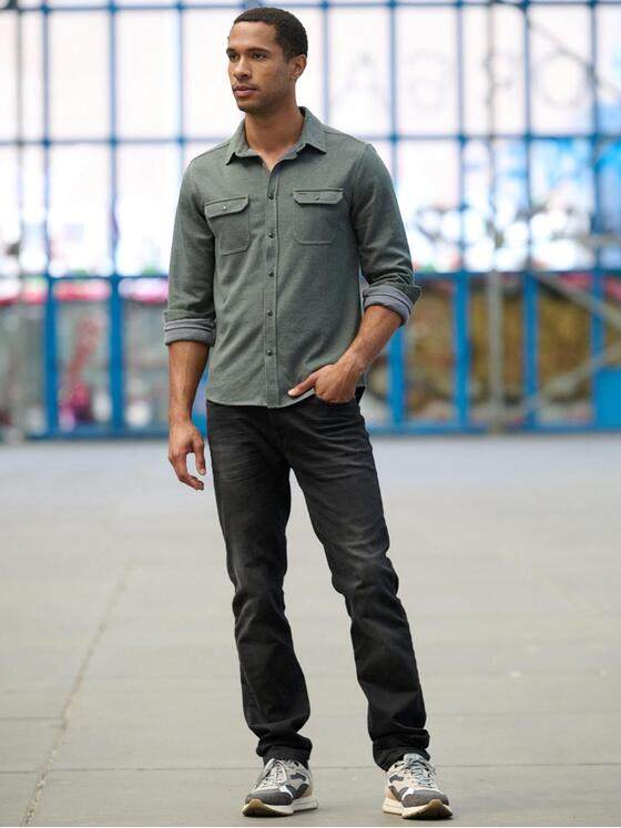 emilio adani Herren Langarm-Shirt mit Polokragen Gruen 39579