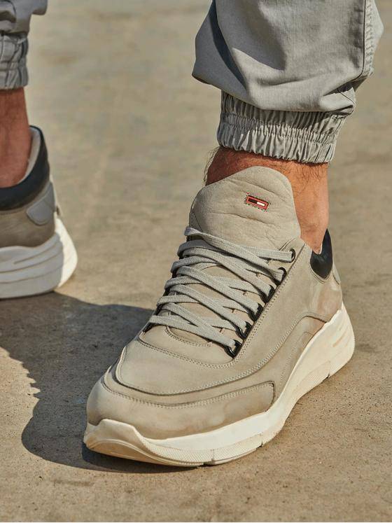 emilio adani Herren Sneaker aus Nubukleder Grau 32659