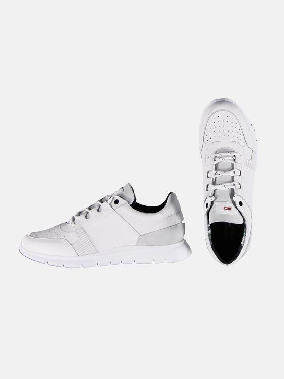 emilio adani Herren Sneaker mit besonders leichter Laufsohle Weiß 31208